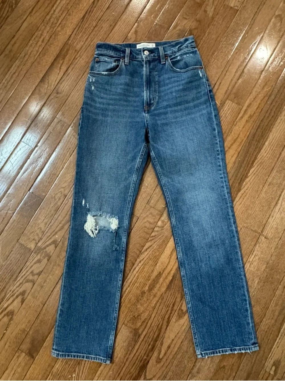 Abercrombie & Fitch Women's The Ankle Straight Ultra High Rise Jeans